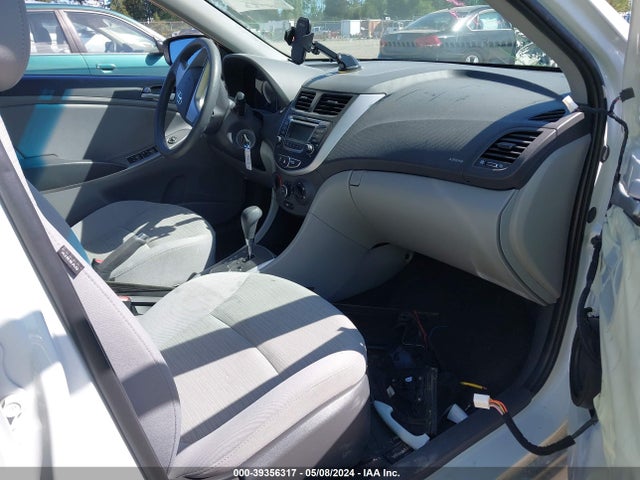 Hyundai ACCENT SE 2017 KMHCT4AE3HU363897 Image 5