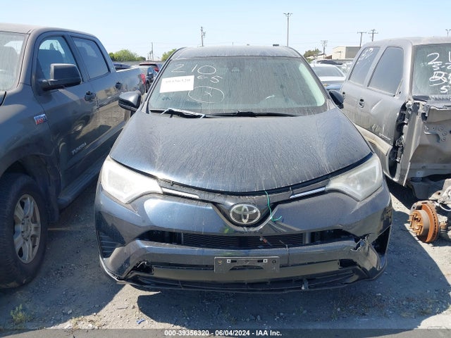 Toyota RAV4 LE 2017 2T3ZFREV7HW386695 Image 13