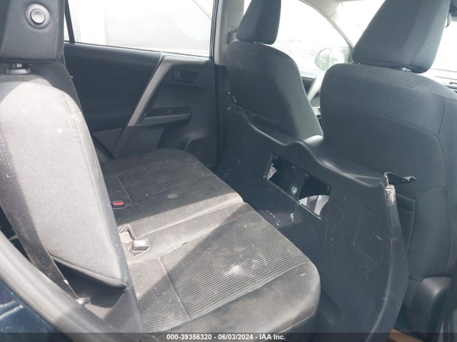 Toyota RAV4 LE 2017 2T3ZFREV7HW386695 Image 8