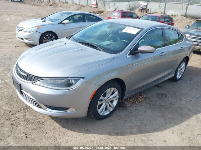 Chrysler 200 Limited Platinum 2016 1C3CCCAB9GN186709 Image 2