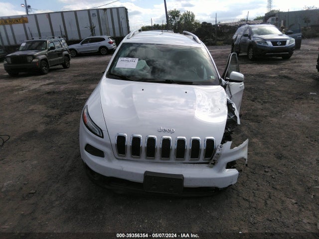 1C4PJMCB5HD213935 Jeep Cherokee Latitude 4x4