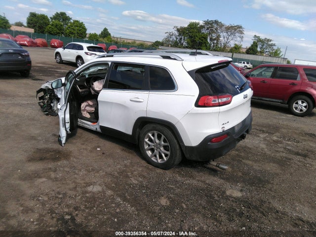 1C4PJMCB5HD213935 Jeep Cherokee Latitude 4x4