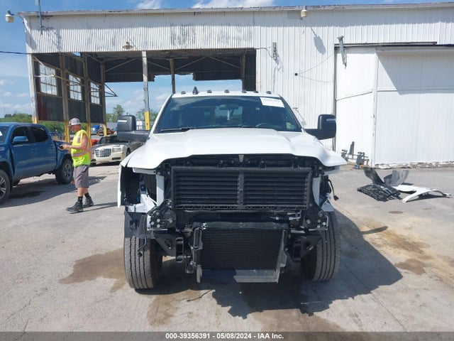 RAM 2500 Tradesman  4x4 8' Box 2024 3C6UR5HL9RG102223 Image 13
