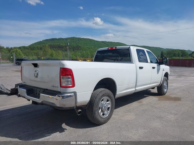 RAM 2500 Tradesman  4x4 8' Box 2024 3C6UR5HL9RG102223 Image 4