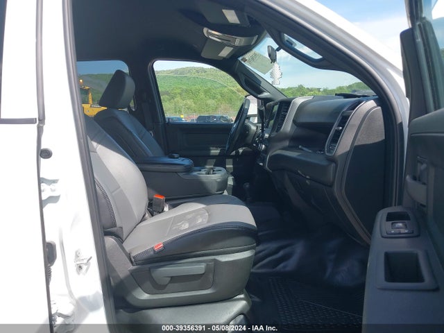 RAM 2500 Tradesman  4x4 8' Box 2024 3C6UR5HL9RG102223 Image 5