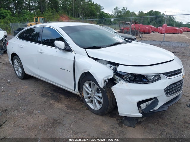 2018 1G1ZD5ST2JF185014 main image