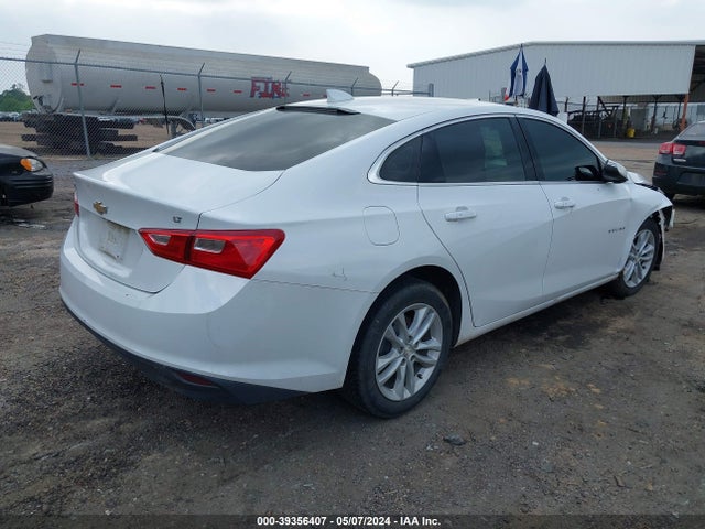Chevrolet MALIBU LT 2018 1G1ZD5ST2JF185014 Image 4