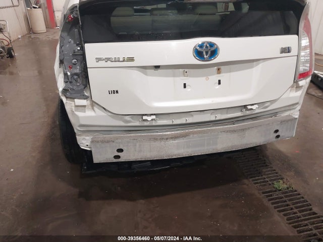 Toyota Prius Two 2015 JTDKN3DU7F0411977 Image 6