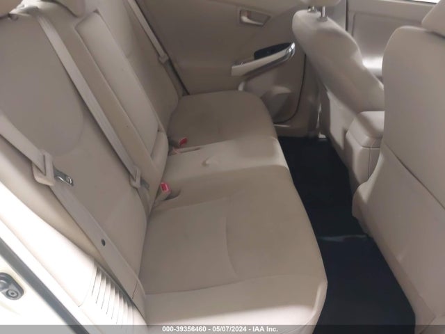 Toyota Prius Two 2015 JTDKN3DU7F0411977 Image 8
