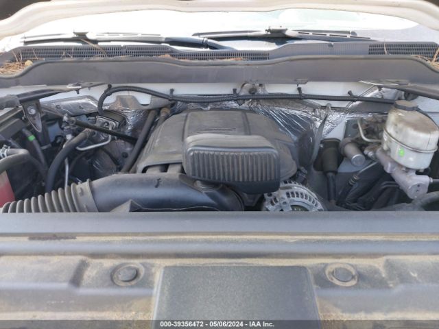 1GB0CUEG8HZ307061 Chevrolet Silverado 2500hd Wt