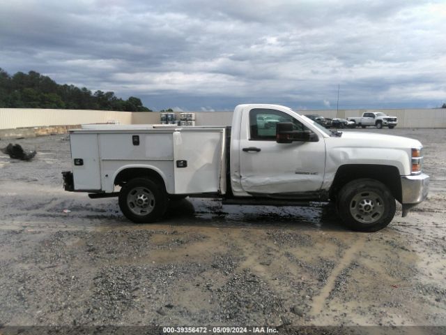 1GB0CUEG8HZ307061 Chevrolet Silverado 2500hd Wt