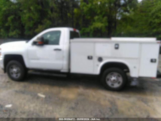 1GB0CUEG8HZ307061 Chevrolet Silverado 2500hd Wt