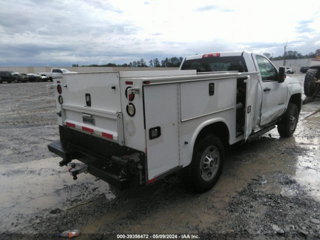 1GB0CUEG8HZ307061 Chevrolet Silverado 2500hd Wt