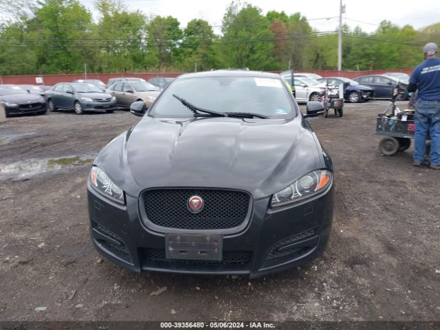 SAJWJ0FF1F8U70827 Jaguar Xf 3.0 Portfolio/3.0 Sport