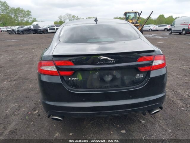 SAJWJ0FF1F8U70827 Jaguar Xf 3.0 Portfolio/3.0 Sport