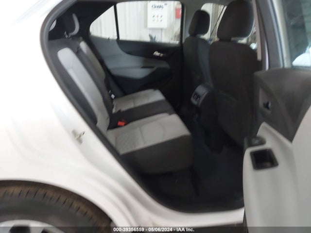Chevrolet EQUINOX LS 2018 2GNAXHEV1J6320172 Image 8