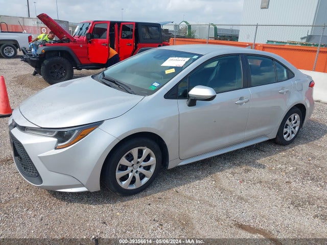 Toyota COROLLA LE 2020 5YFEPRAE9LP095801 Image 2