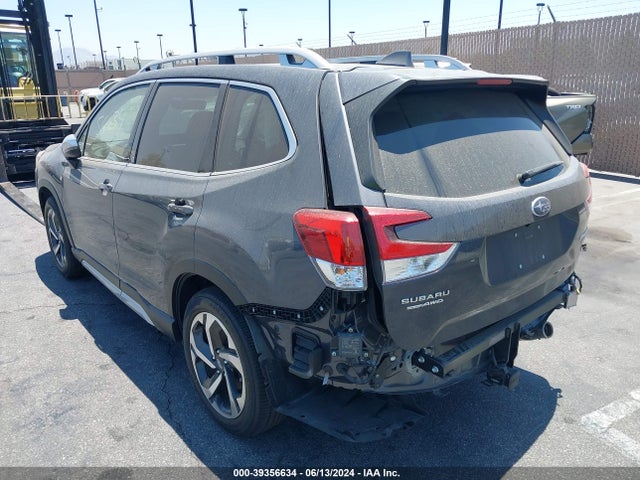 Subaru Forester Touring 2022 JF2SKARC0NH460629 Image 3