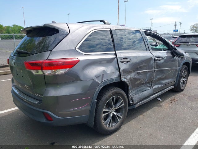 Toyota Highlander Le Plus 2017 5TDBZRFH0HS436033 Image 4