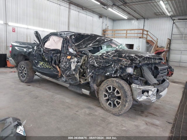 Toyota Tundra Sr5 5.7l V8/trd Pro 5.7l V8 2015 5TFDW5F10FX420810 main image