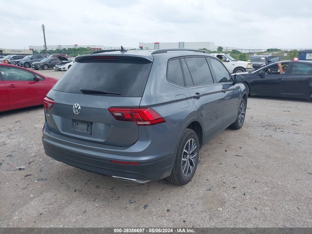 3VV1B7AX0MM093805 Volkswagen Tiguan 2.0t S