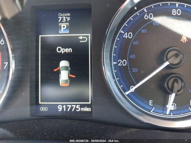 Toyota Corolla Xse 2017 5YFBURHE3HP580251 Image 16