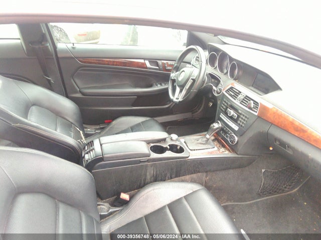 WDDGJ4HBXEG201658 Mercedes-Benz C 250