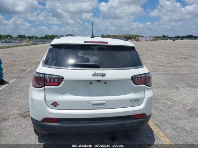 3C4NJCBB5NT234793 Jeep Compass Latitude Fwd