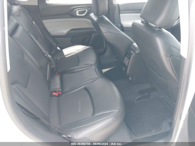 3C4NJCBB5NT234793 Jeep Compass Latitude Fwd