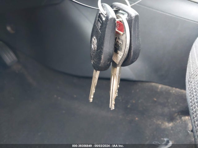 Nissan SENTRA S 2017 3N1AB7APXHY404639 Image 11