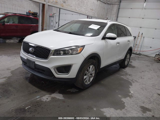 KIA Sorento 3.3l Lx 2016 5XYPGDA52GG141569 Image 2