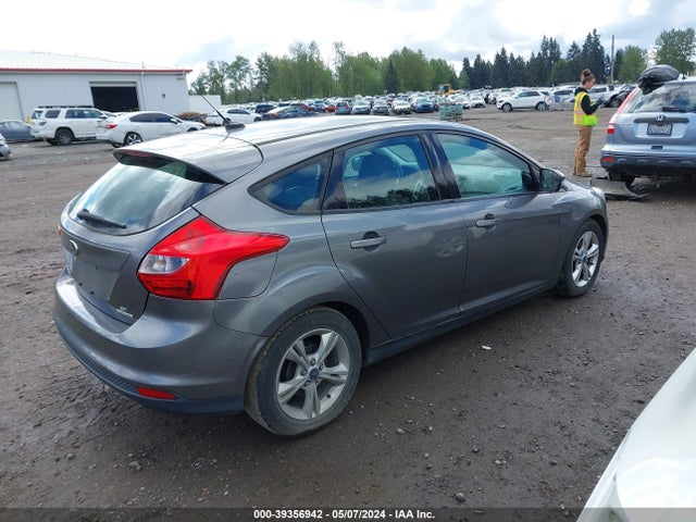 Ford FOCUS SE 2014 1FADP3K29EL211688 Image 4