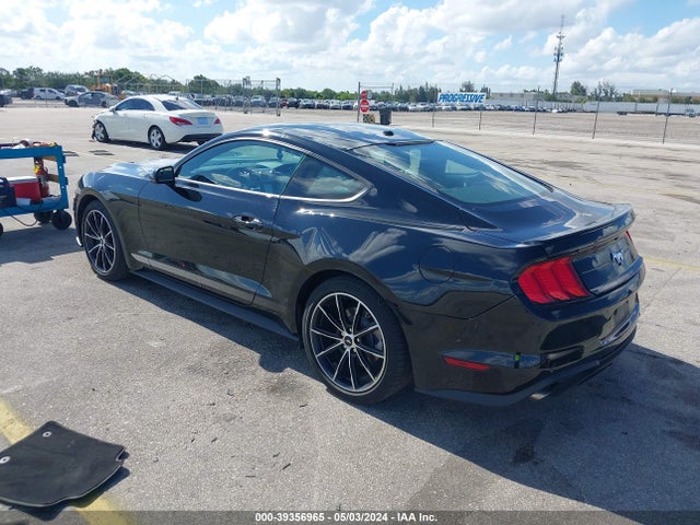 Ford Mustang Ecoboost Premium Fastback 2020 1FA6P8TH6L5113860 Image 3