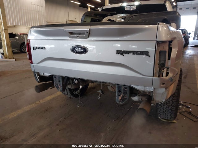 Ford F-150 Raptor 2017 1FTFW1RG7HFA87001 Image 18