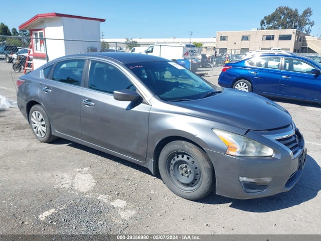 Nissan Altima 2.5 S 2015 1N4AL3AP5FC189508 main image