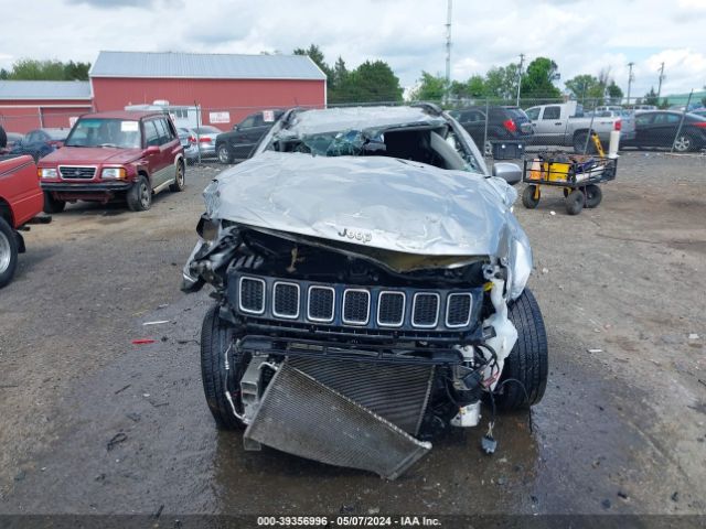 3C4NJCBB7KT856209 Jeep Compass Latitude Fwd