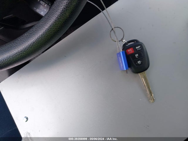 Toyota COROLLA LE 2016 2T1BURHE2GC663961 Image 11