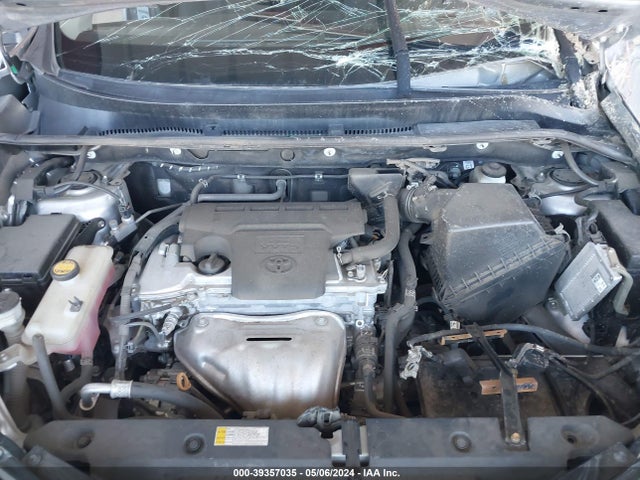 Toyota RAV4 LE 2017 2T3ZFREV2HW358903 Image 10