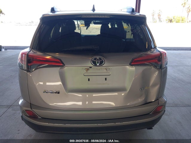 Toyota RAV4 LE 2017 2T3ZFREV2HW358903 Image 16