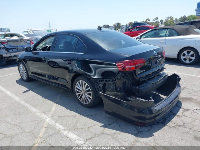 3VWL17AJ7GM395308 Volkswagen Jetta 1.8t Sel