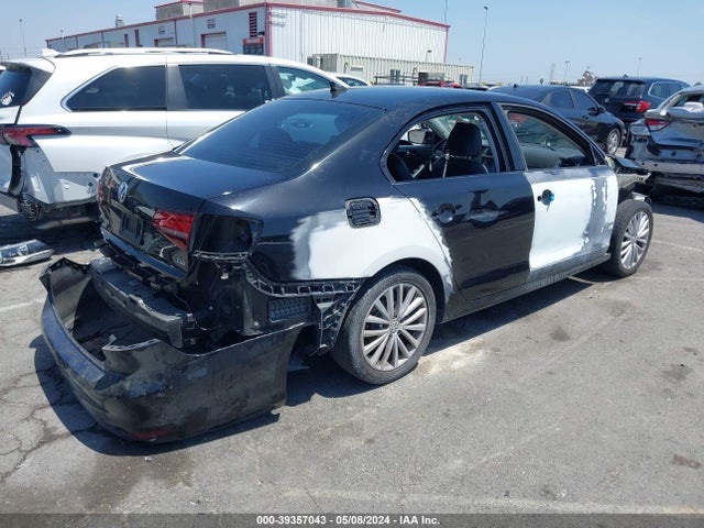 3VWL17AJ7GM395308 Volkswagen Jetta 1.8t Sel