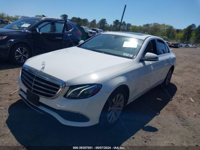 WDDZF4KB0HA068659 Mercedes-Benz E 300 4matic