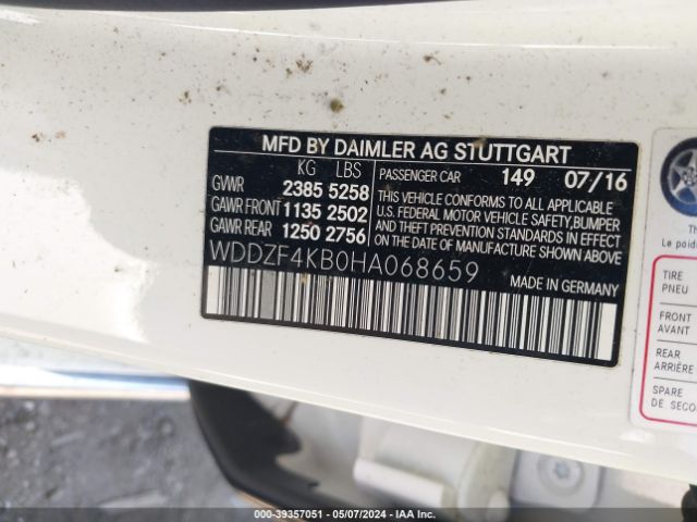 WDDZF4KB0HA068659 Mercedes-Benz E 300 4matic