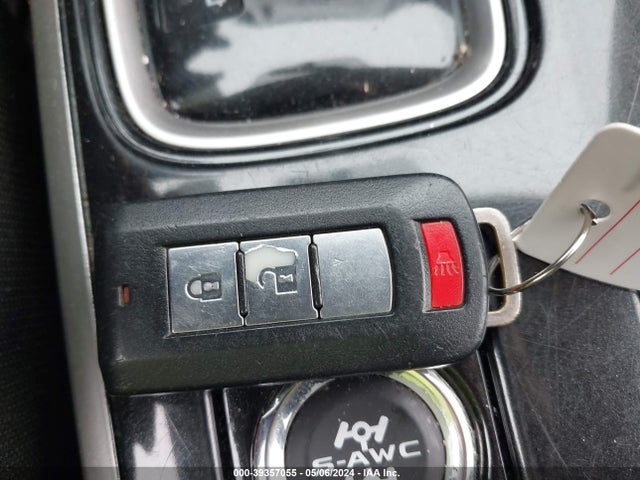 Mitsubishi Outlander Se 2017 JA4AZ3A34HZ020306 Image 11