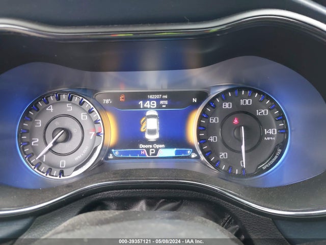 1C3CCCBG2FN640999 Chrysler 200 S