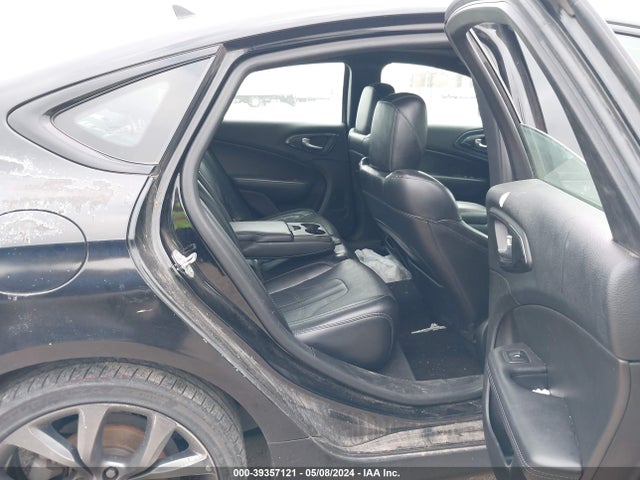1C3CCCBG2FN640999 Chrysler 200 S