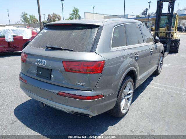 WA1VAAF78HD048468 Audi Q7 3.0t Premium