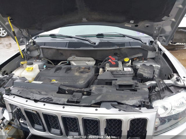 Jeep Compass Altitude Edition 2015 1C4NJDBB2FD293152 Image 10