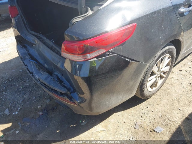 KIA Optima Lx 2018 5XXGT4L35JG229261 Image 12