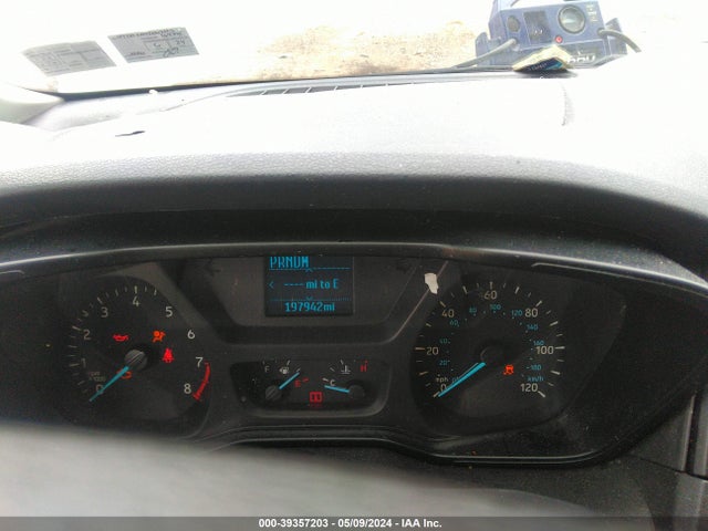 Ford Transit-150 2018 1FTYE1ZM4JKA12223 Image 16
